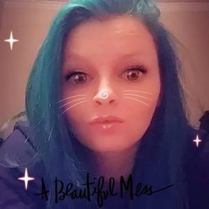 Meet your Posher, Nikki